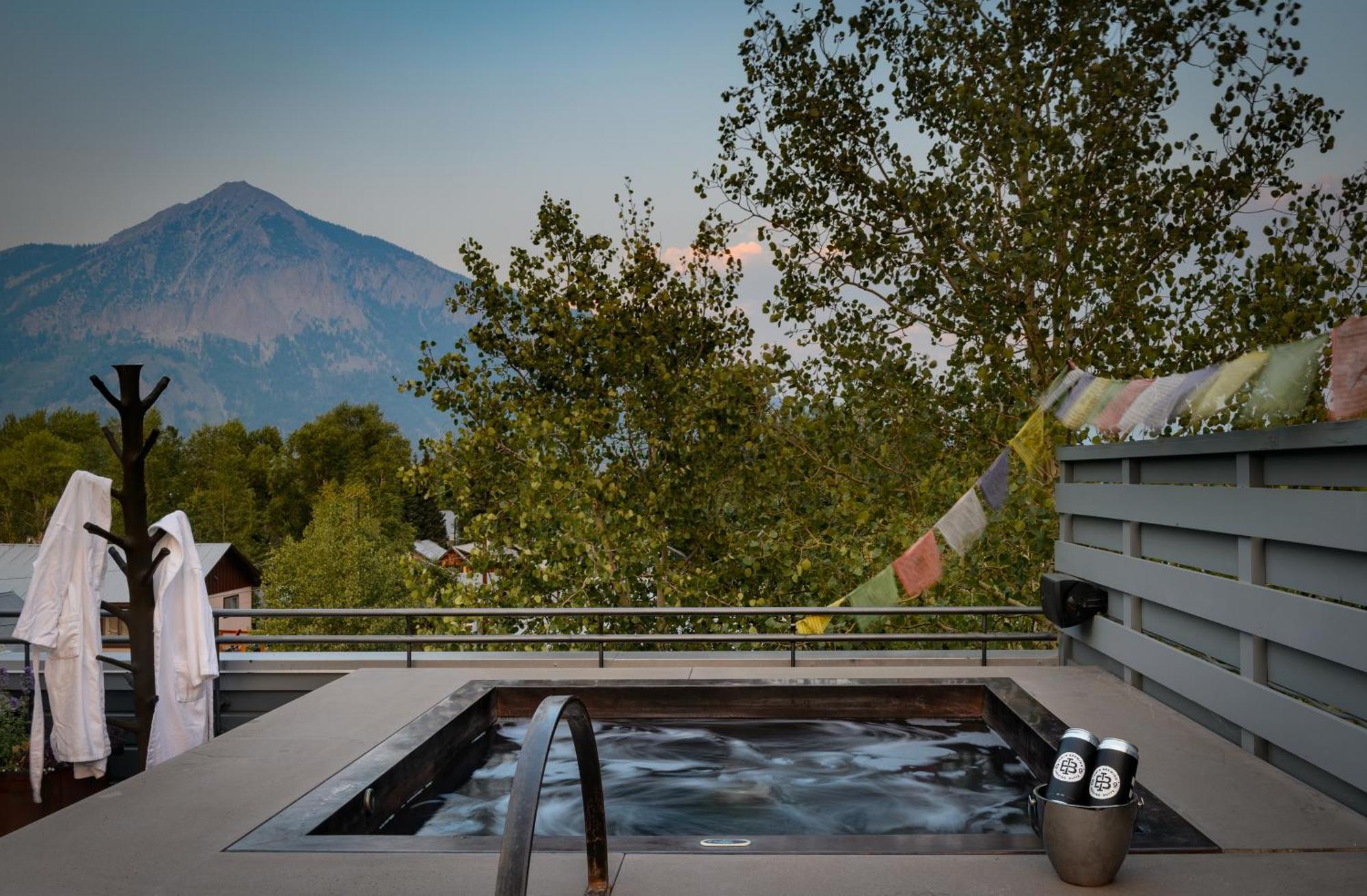 Eleven Scarp Ridge Lodge كريستيد بات المظهر الخارجي الصورة